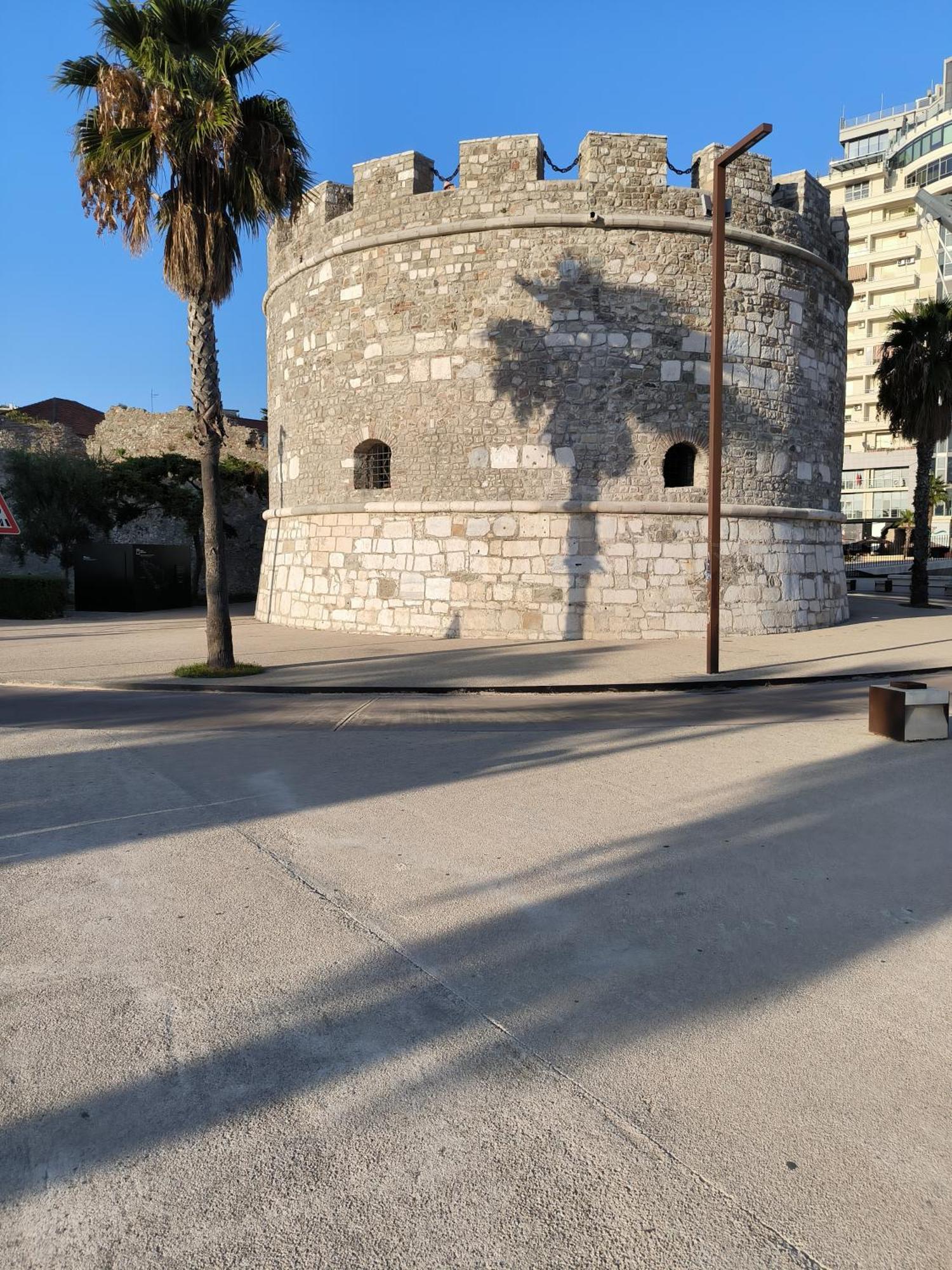 Lukas Apartament Vollga Durrës Buitenkant foto