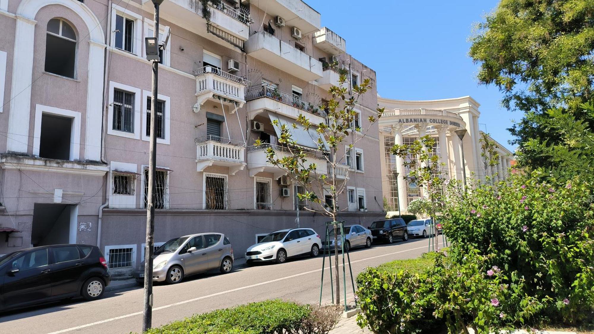 Lukas Apartament Vollga Durrës Buitenkant foto