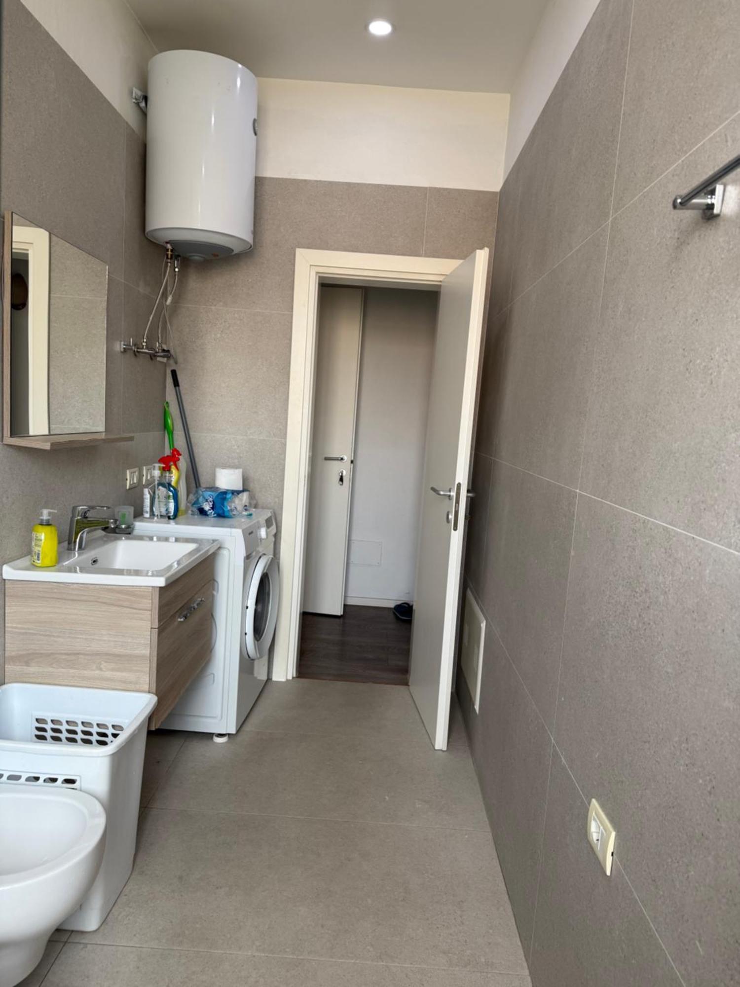 Lukas Apartament Vollga Durrës Buitenkant foto